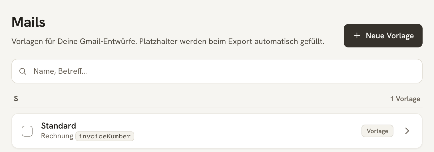 Liste der Mail-Vorlagen mit der Standard-Vorlage und dem Betreff „Rechnung invoiceNumber“